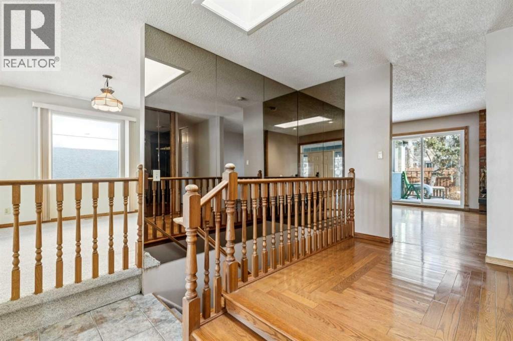 328 Norseman Road NW — photo 11