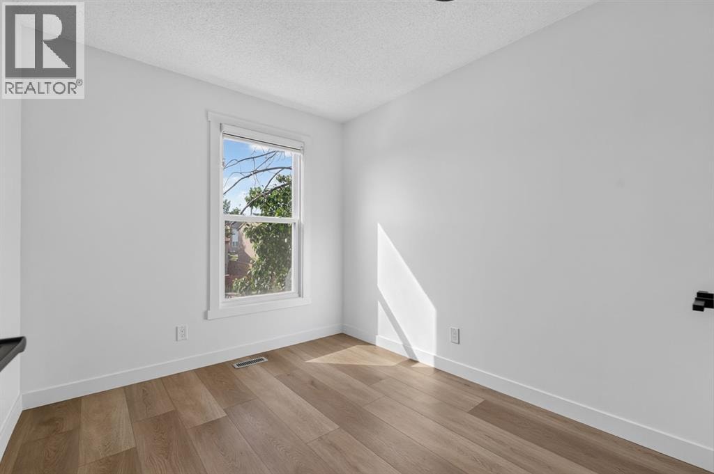 287 Pensville Close SE — photo 22