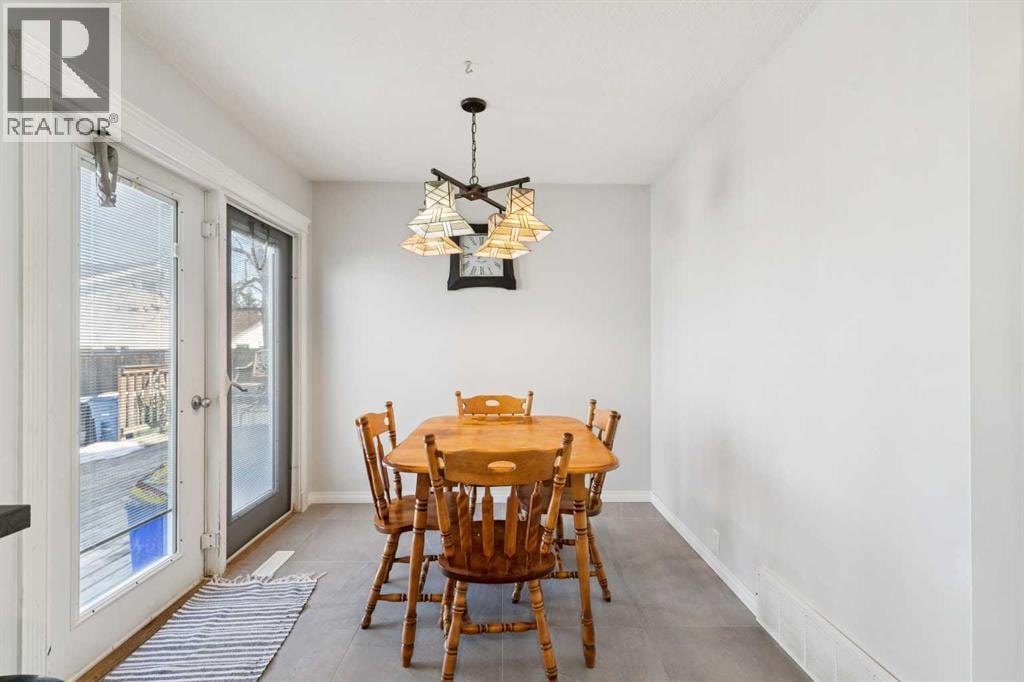 228 Marquis Place SE — photo 9