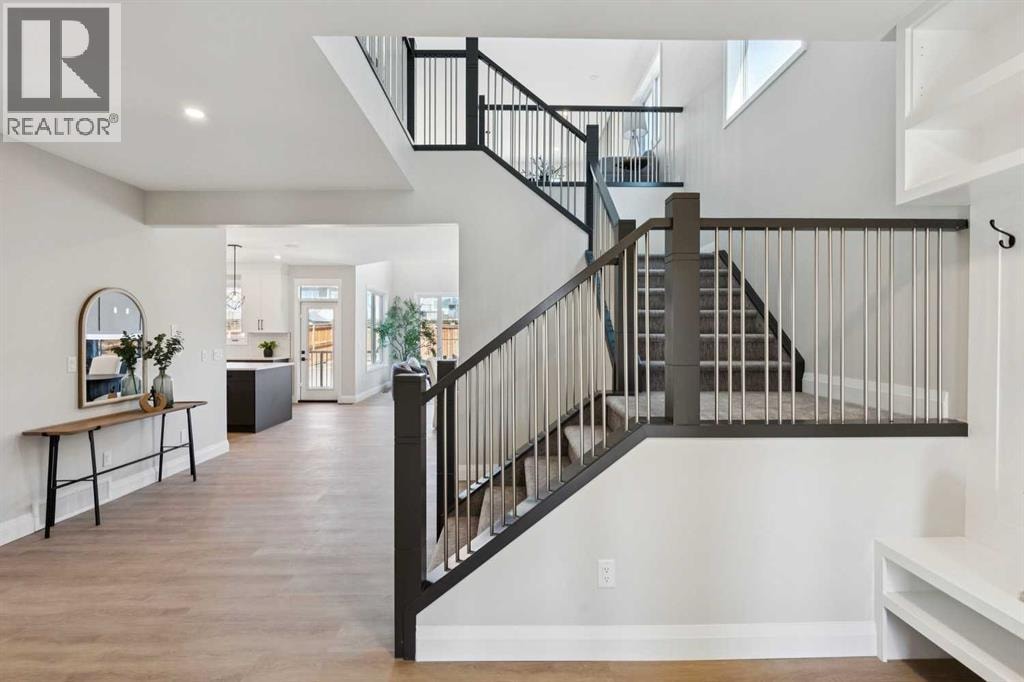96 Cranbrook Way SE — photo 3