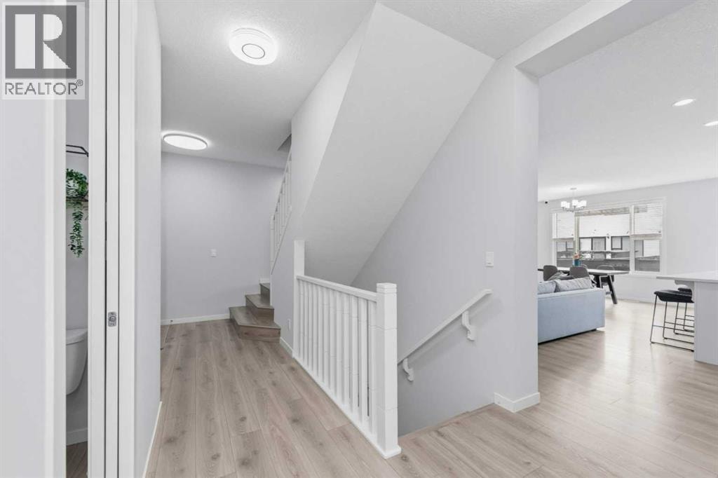 54 Seton Manor SE — photo 4