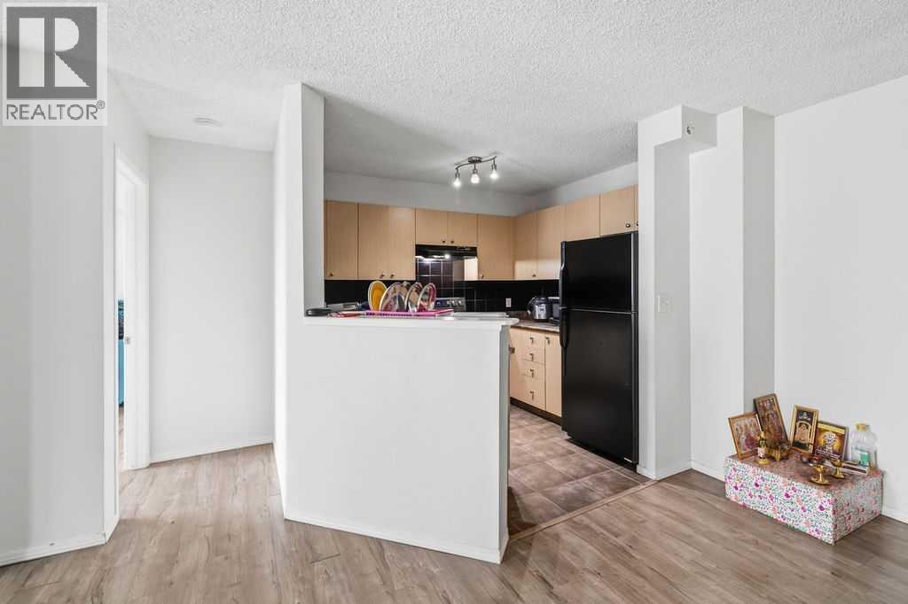 1008, 1111 6 Avenue SW — photo 12