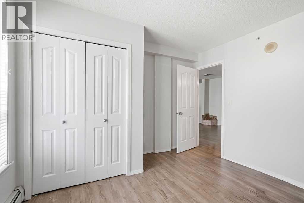 1008, 1111 6 Avenue SW — photo 23
