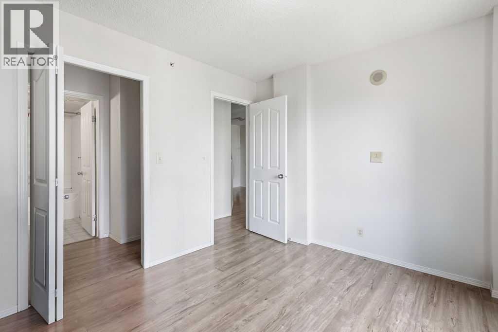 1008, 1111 6 Avenue SW — photo 26