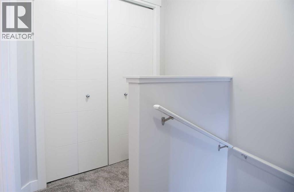 206 Redstone View NE — photo 16
