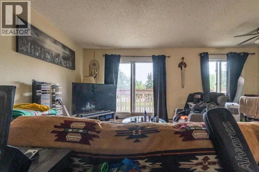 731, 11620 Elbow Drive SW — photo 3