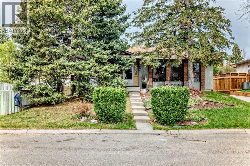 308 Cannington Place SW — photo 3