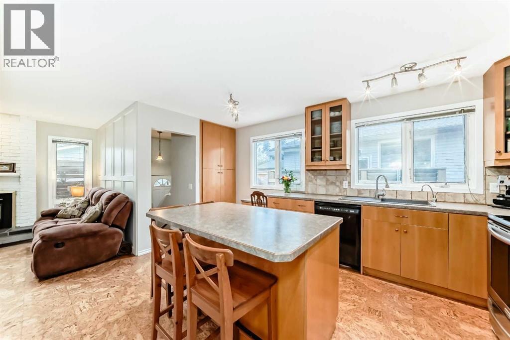 308 Cannington Place SW — photo 13