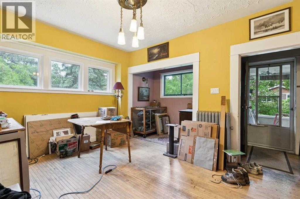 506 38 Avenue SW — photo 5