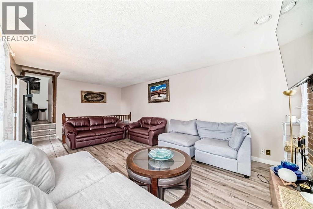5411 Temple Road NE — photo 4