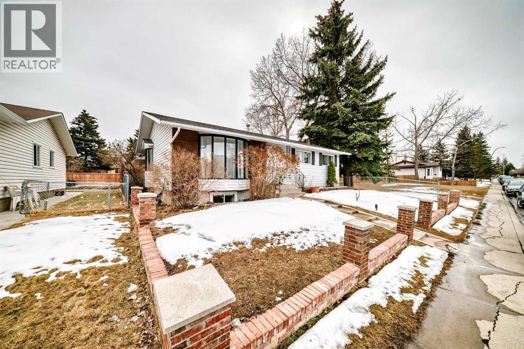 5411 Temple Road NE — photo 28