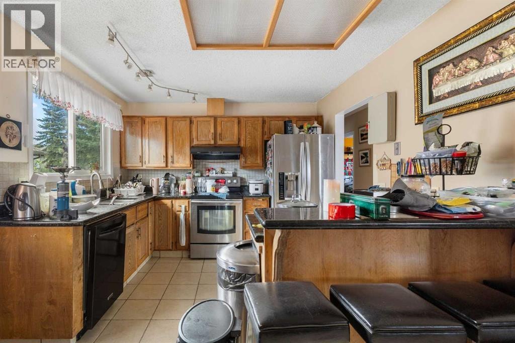 169 Beddington Circle NE — photo 6