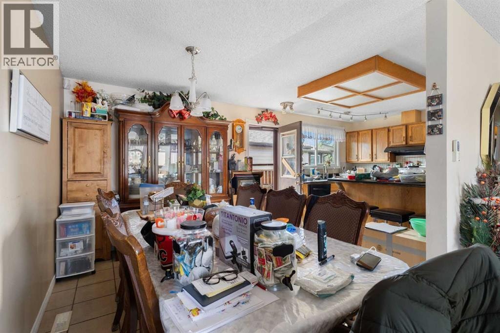 169 Beddington Circle NE — photo 8