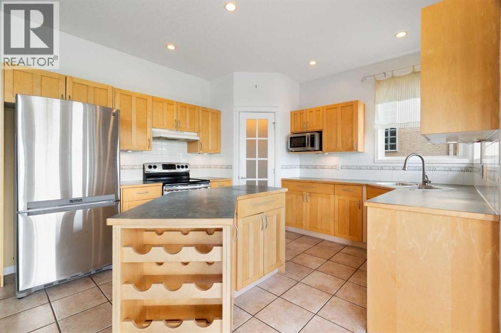79 Royal Crest Way NW — photo 17