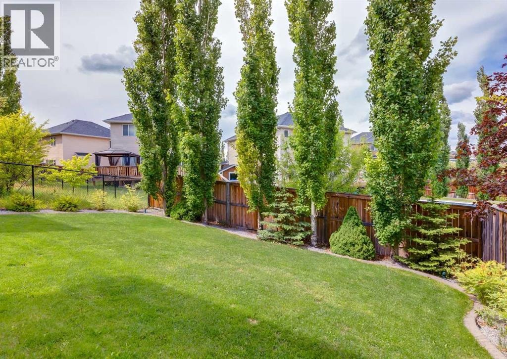 98 Royal Ridge Mount NW — photo 39