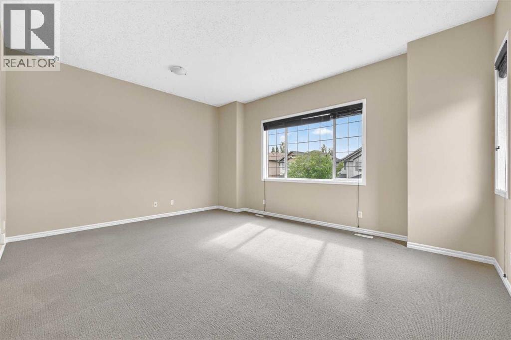 162 Cranwell Square SE — photo 26