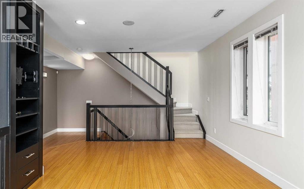 1814 14A Street SW — photo 21