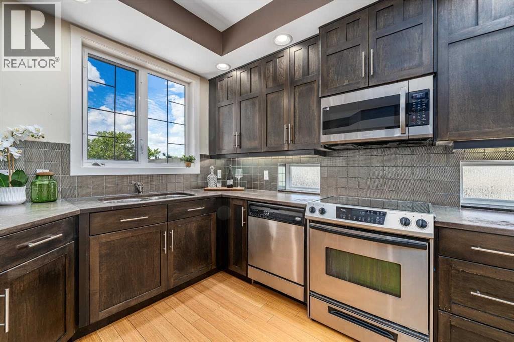 1814 14A Street SW — photo 14