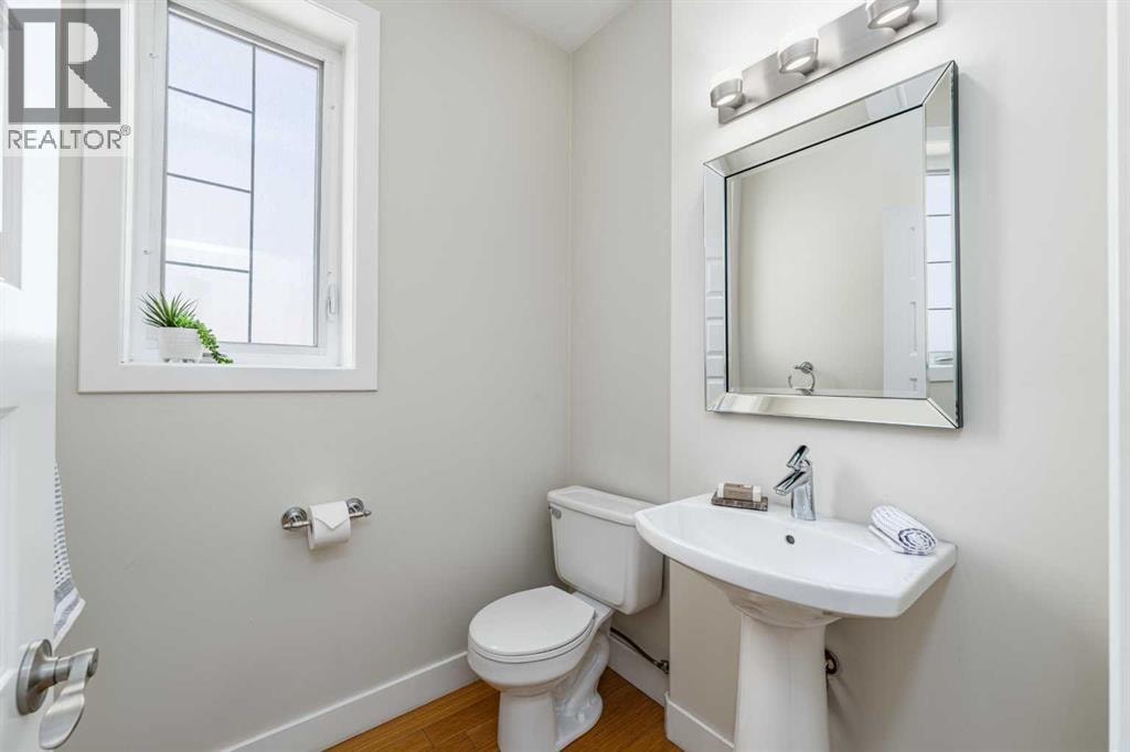 1814 14A Street SW — photo 15