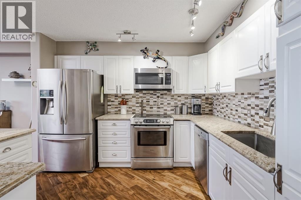 25, 200 Sandstone Drive NW — photo 15