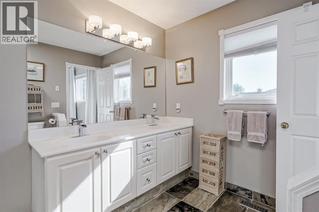 25, 200 Sandstone Drive NW — photo 23