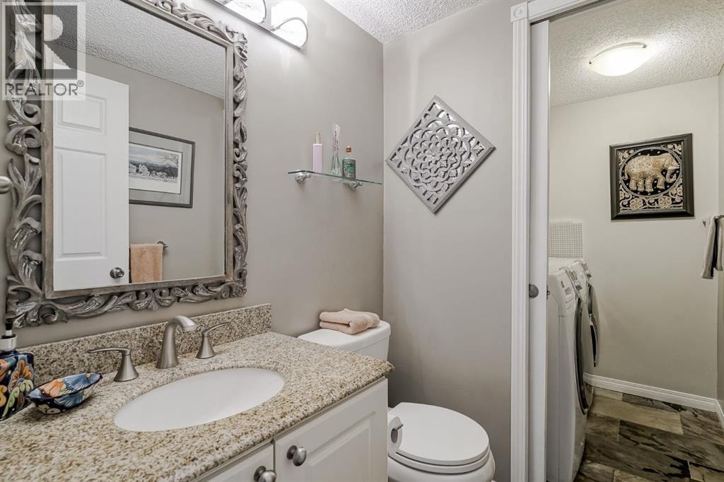 25, 200 Sandstone Drive NW — photo 16