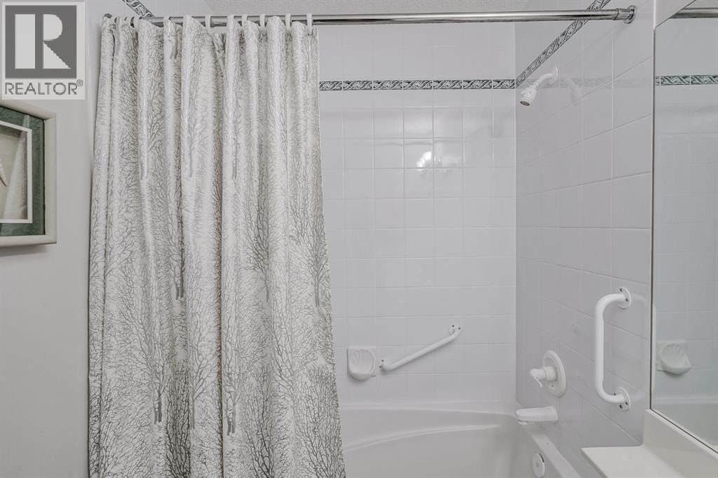 25, 200 Sandstone Drive NW — photo 29
