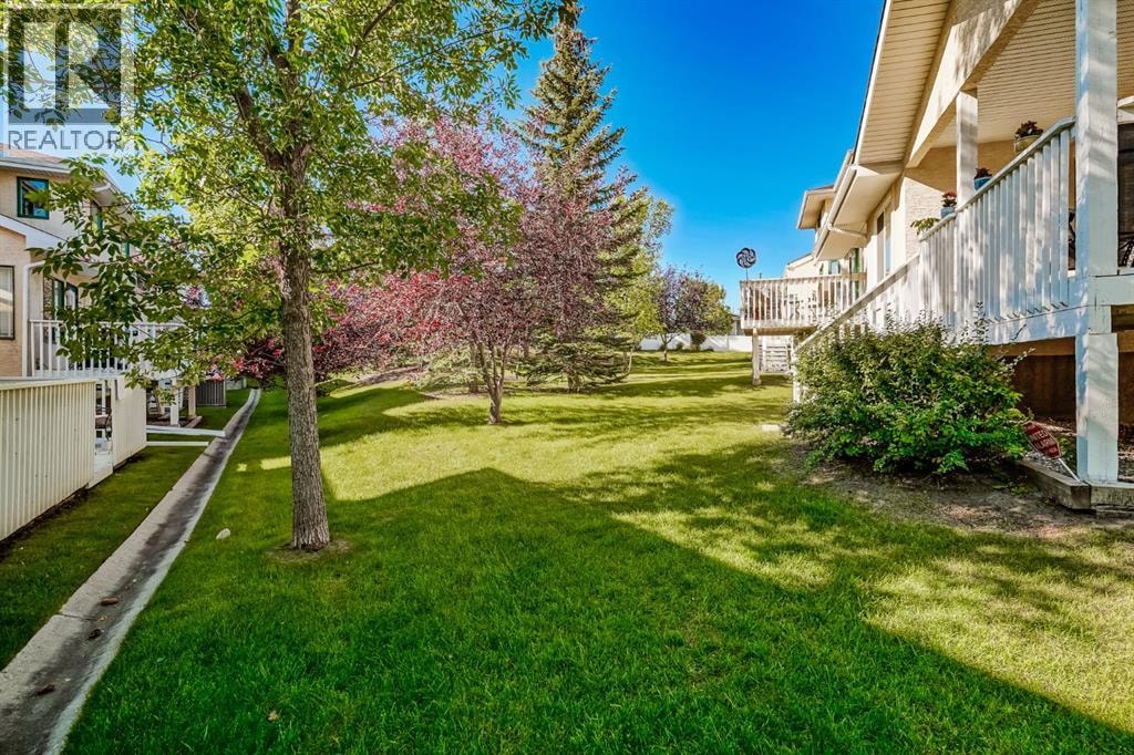 25, 200 Sandstone Drive NW — photo 35