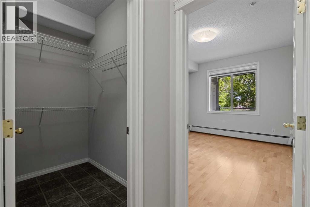 207, 2419 Erlton Road SW — photo 29