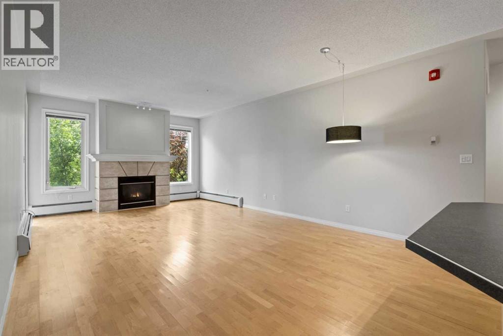 207, 2419 Erlton Road SW — photo 5