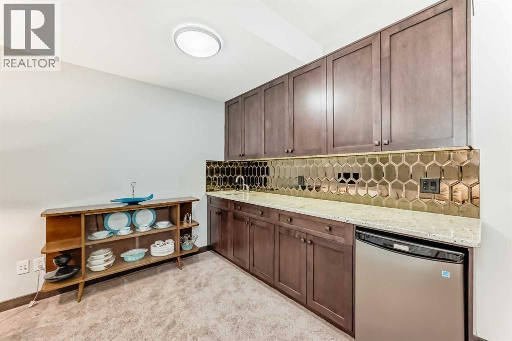 2213 27 Street SW — photo 37