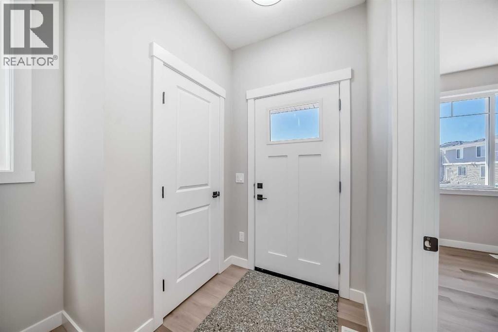 112 Belvedere Park SE — photo 3