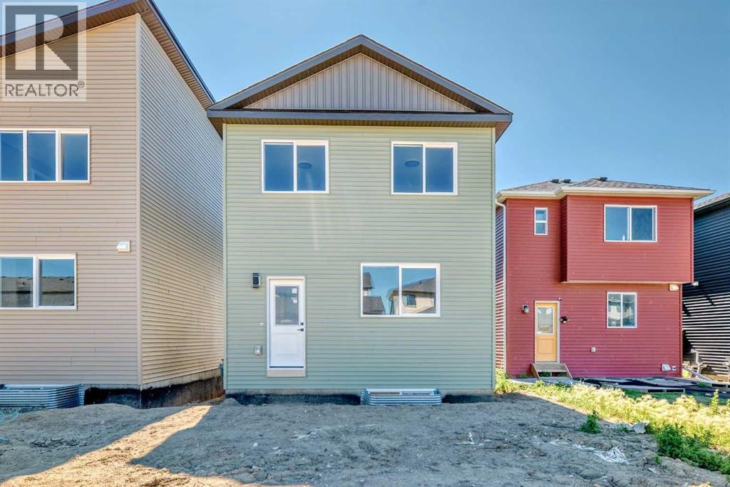 112 Belvedere Park SE — photo 2