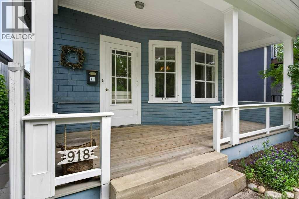 918 18 Avenue SE — photo 3