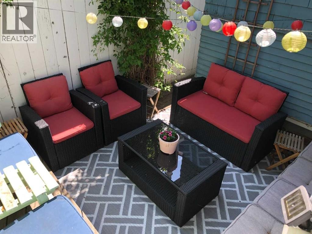 918 18 Avenue SE — photo 43