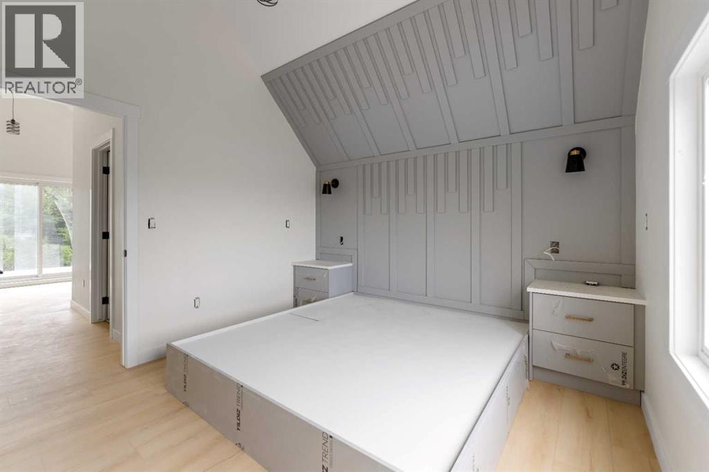2020 12 Avenue SW — photo 15