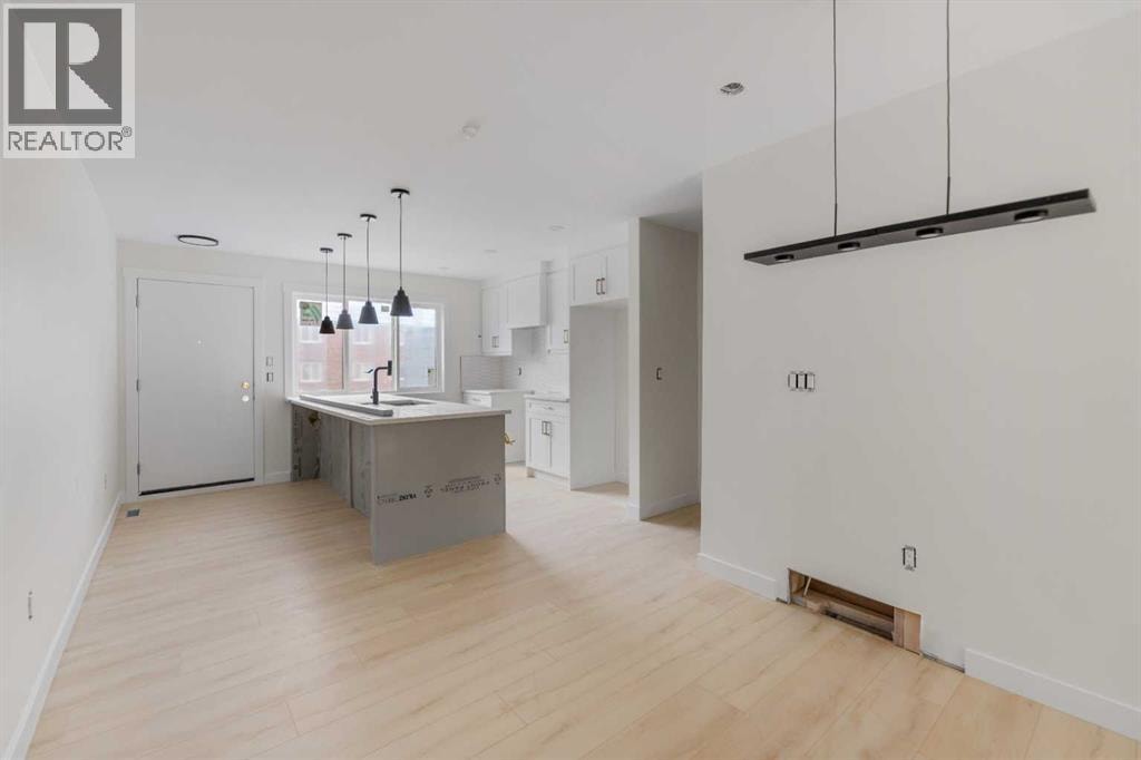 2020 12 Avenue SW — photo 4