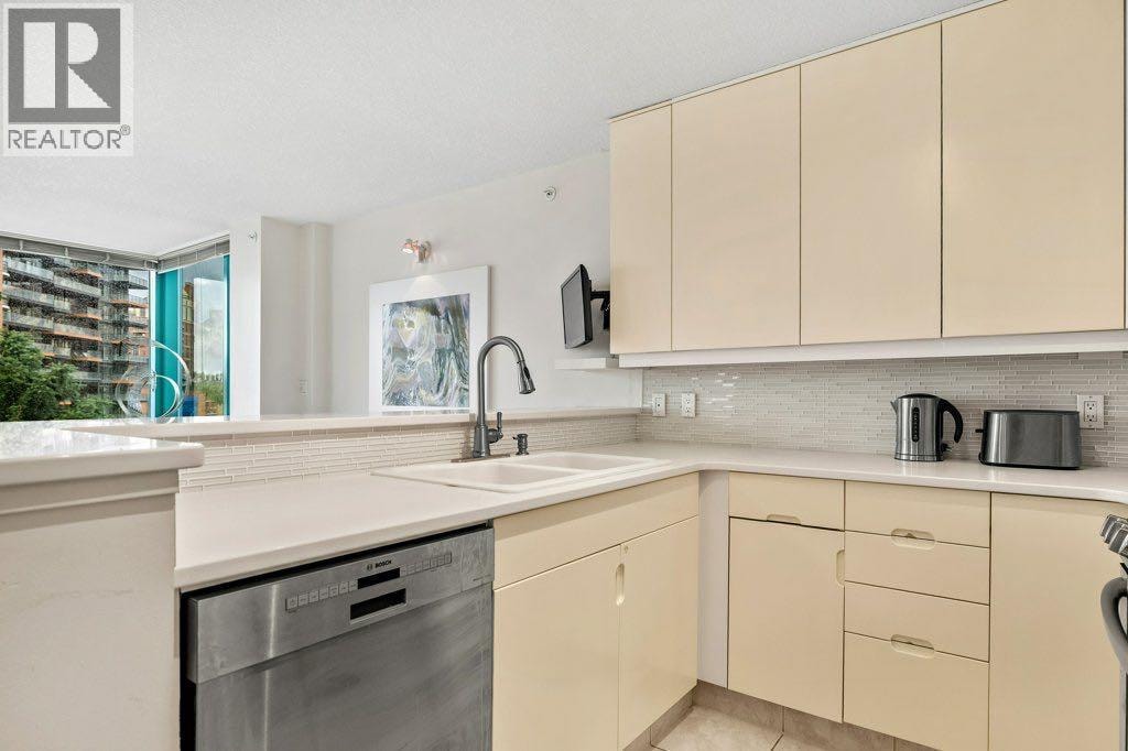 501, 801 2 Avenue SW — photo 11