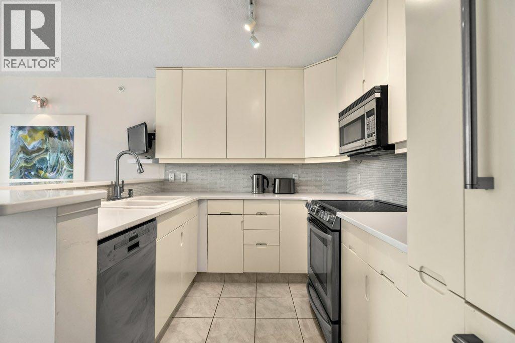 501, 801 2 Avenue SW — photo 10
