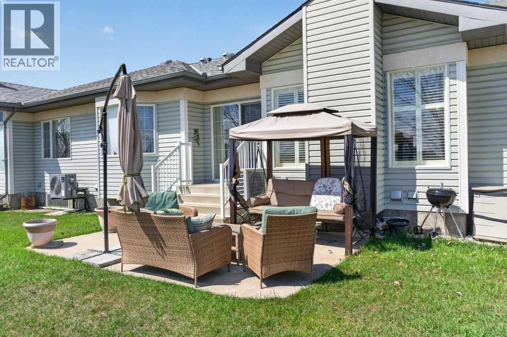 535 Epiphany Bay — photo 27