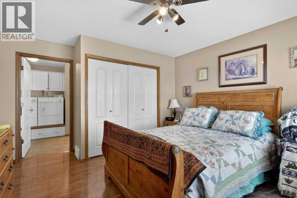 535 Epiphany Bay — photo 23