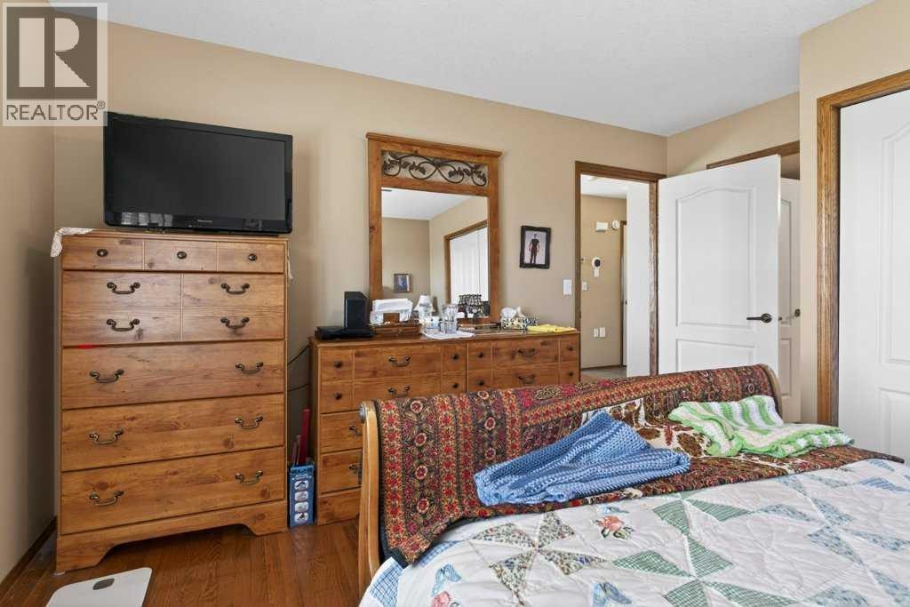 535 Epiphany Bay — photo 24