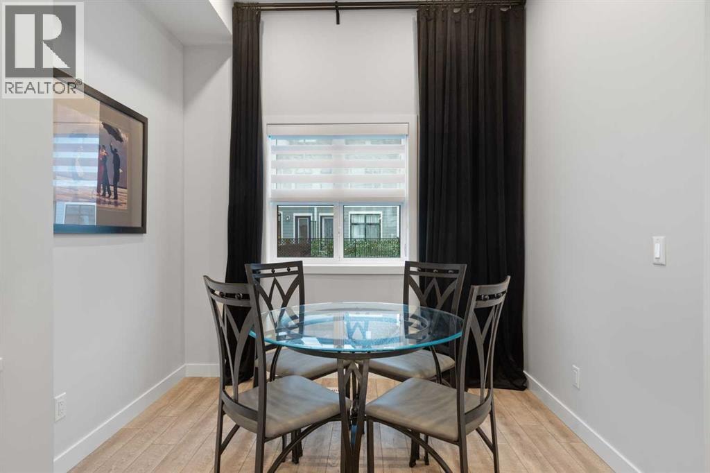 218 Les Jardins Park SE — photo 9