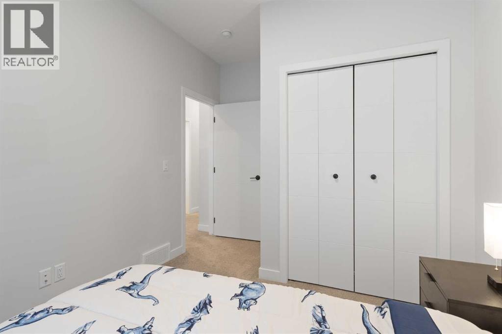 218 Les Jardins Park SE — photo 18