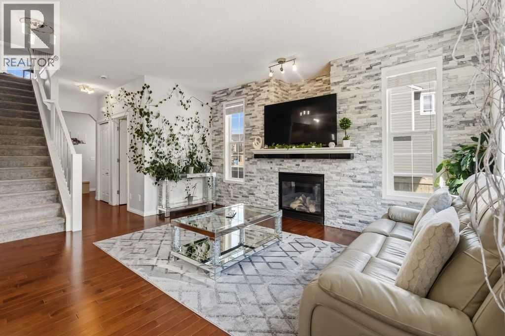 156 Silverado Range Close SW — photo 3
