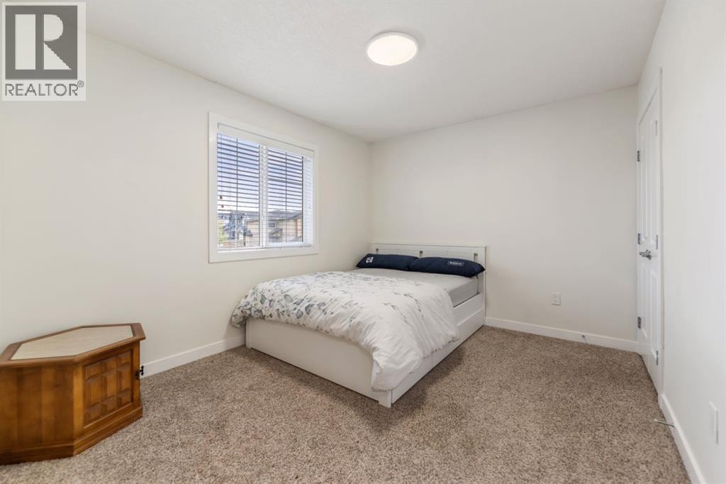 126 Bayview Street SW — photo 32