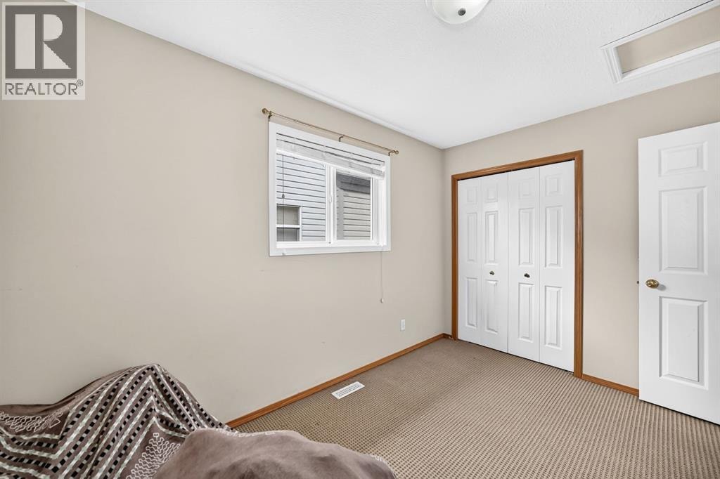 145 Martinvalley Crescent NE — photo 26