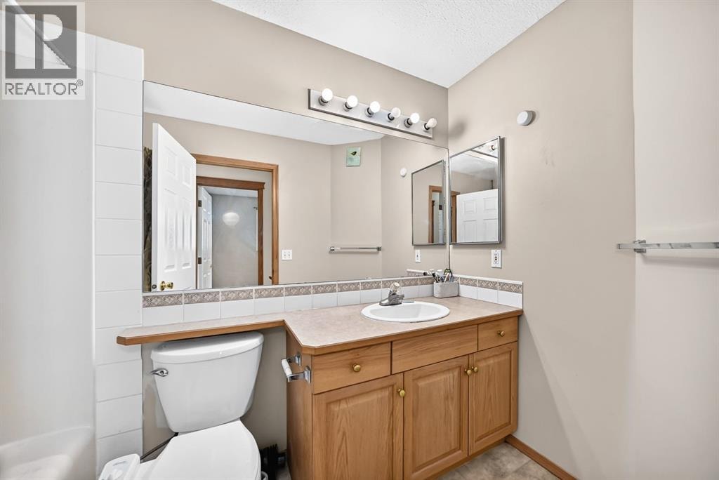 145 Martinvalley Crescent NE — photo 29