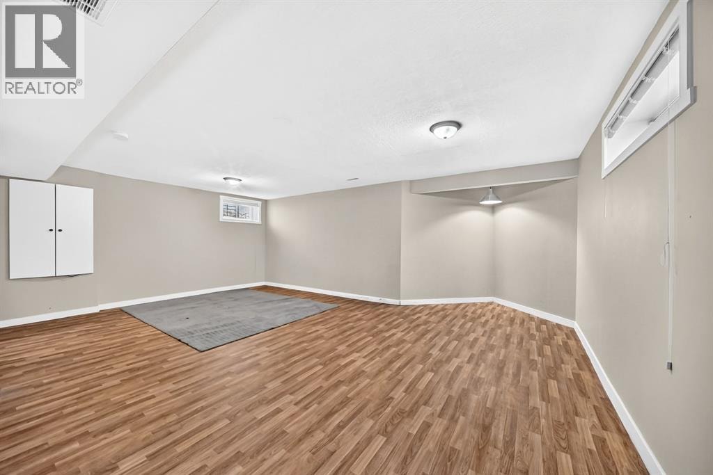 145 Martinvalley Crescent NE — photo 34