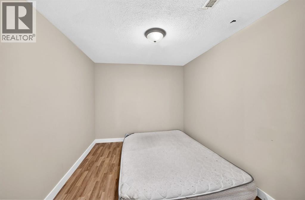 145 Martinvalley Crescent NE — photo 36